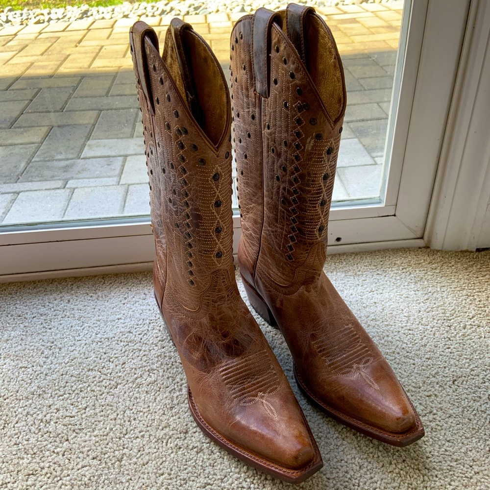 SHYANNE Women’s Cowboy Boots 8.5